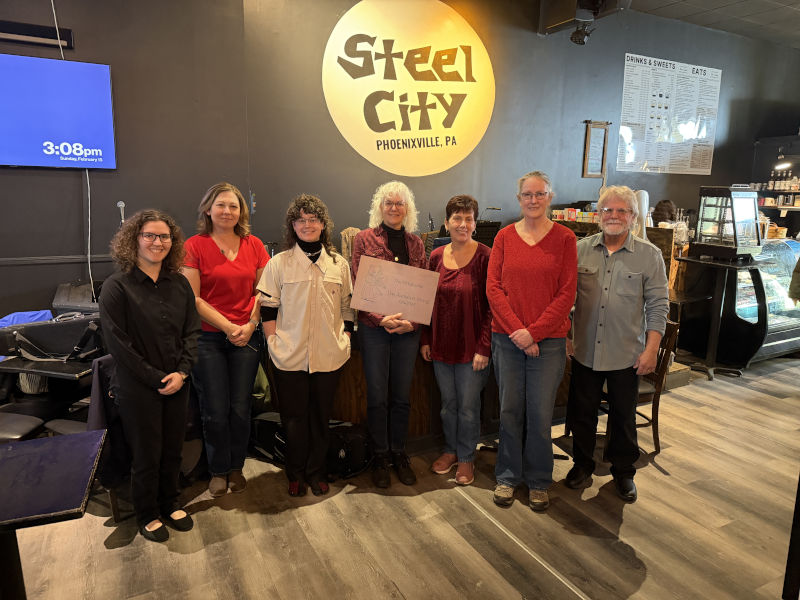The Fiddlechix and The Audubon String Quartet at Steel City Cafe and Brewery in Phoenixville, PA